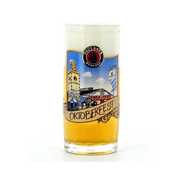 Verre De Bière Bavaroise Allemand à Munich Octoberfest Avec Des Radis Et